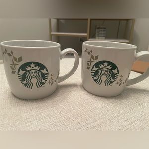STARBUCKS MUG SET